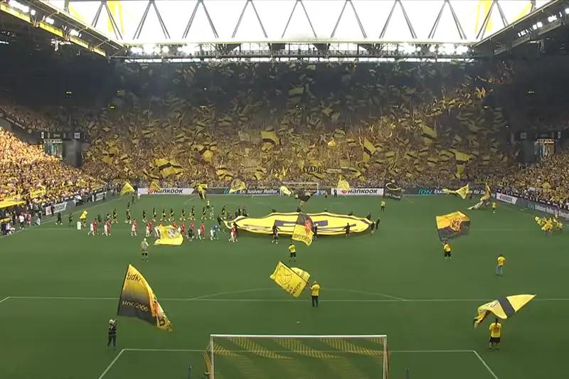 De Gelbe Wand: Het Kloppende Hart van Borussia Dortmund